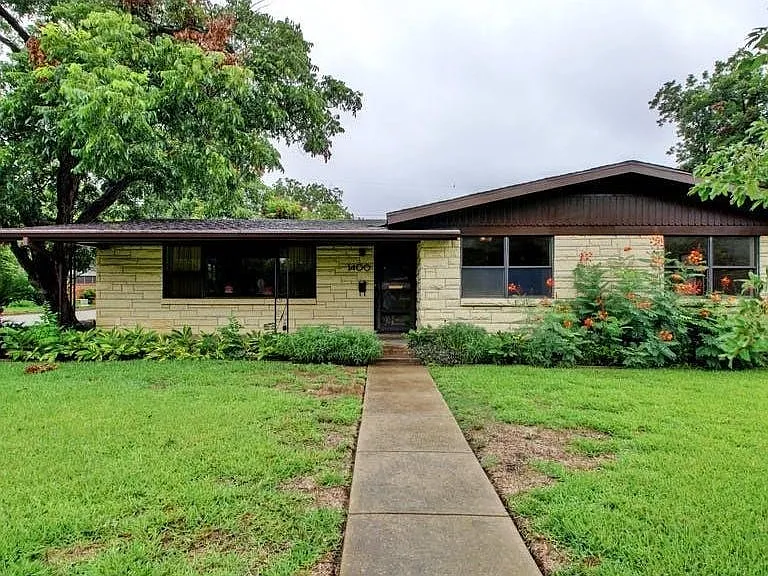 1400 Larkwood Dr — Photo 25