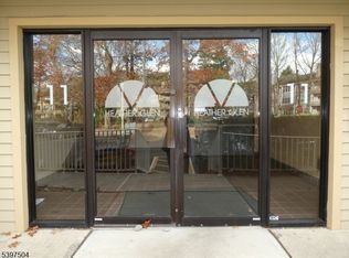 1109 Stoneridge Cir BLDG 11 #09, Helmetta Boro, NJ 08828