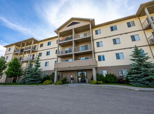 10521 84th Ave #204, Grande Prairie, AB T8V 7G4