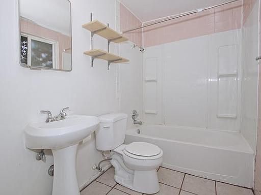 1st image of 1337 Woodland Ave APT 3