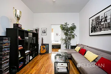 Rented by (Legacy) Elegran