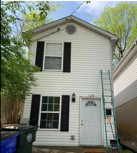 128 Colfax St Photo 1