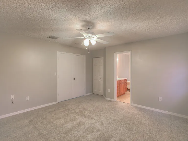 9070 SW 157th Pl — Photo 15