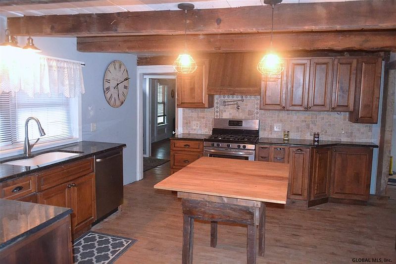 4th image of 106 JENKINS Road