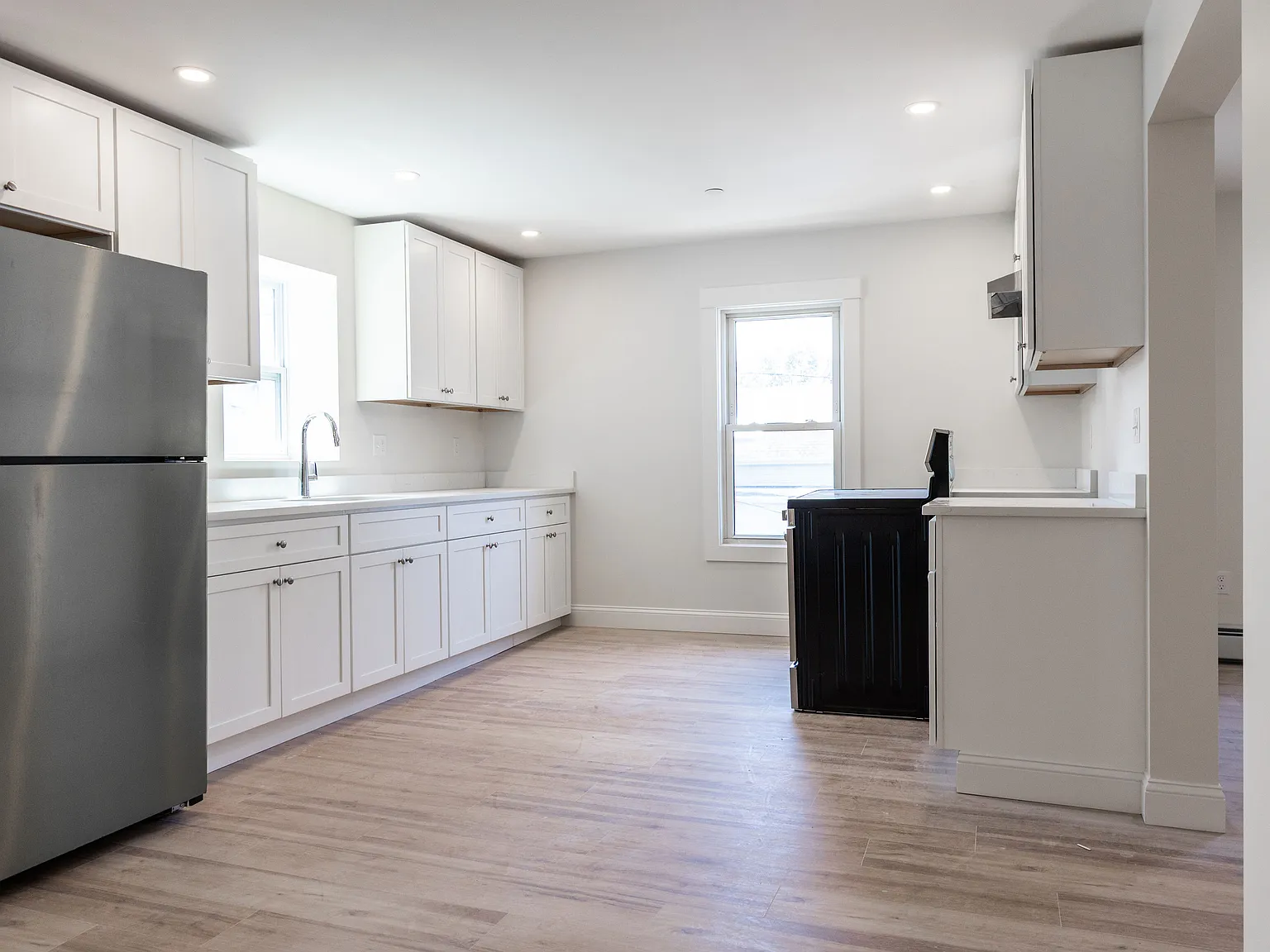71 Friend St — Photo 1