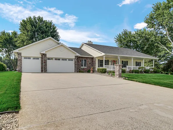 3111 N Cha Mar Hills Dr, La Porte, IN 46350