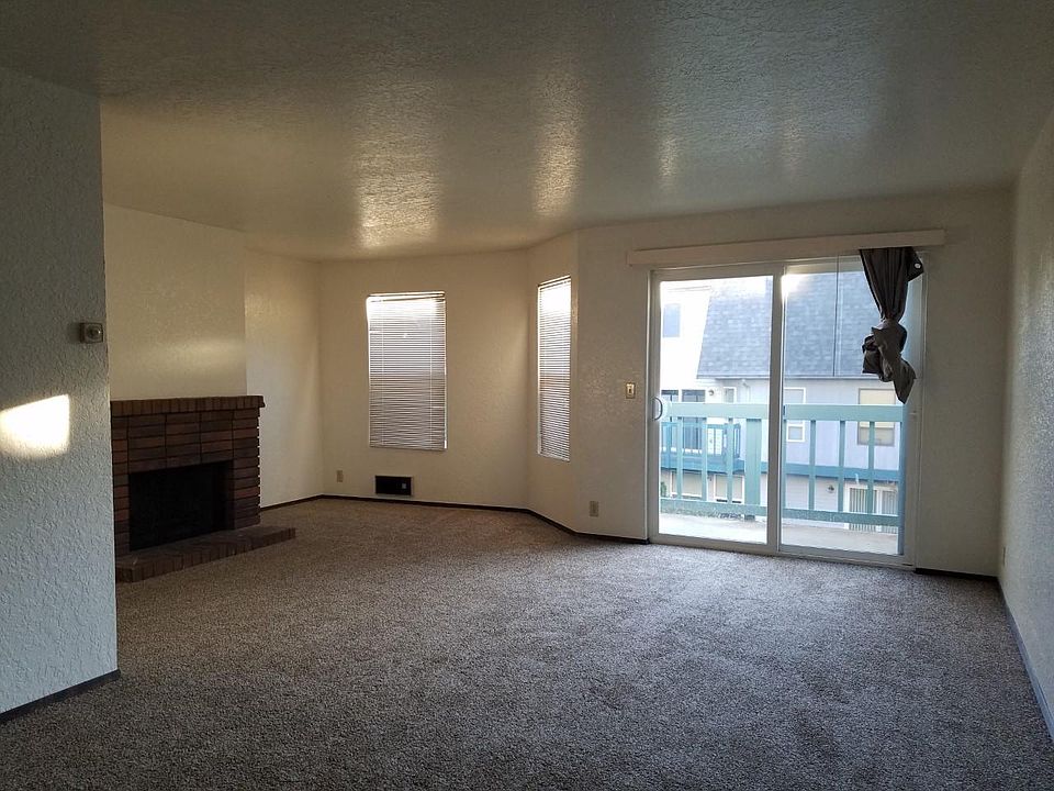 1st image of 20620 60th Ave W APT J