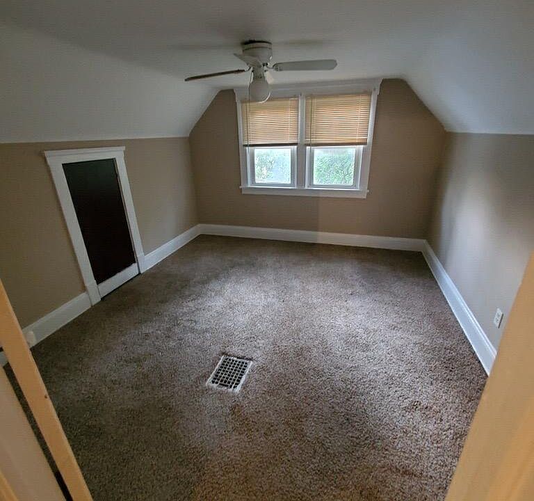 1st image of 3161 W 82nd St #3