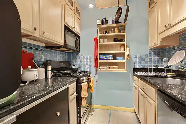 Sold by Corcoran | media 8