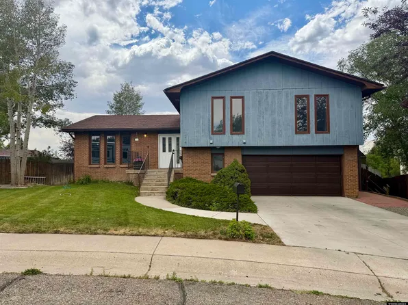 214 Pierce Way, Rock Springs, WY 82901