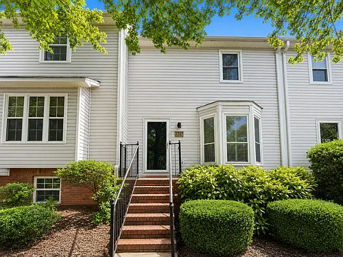 2727 Niazuma Ave S Photo 1