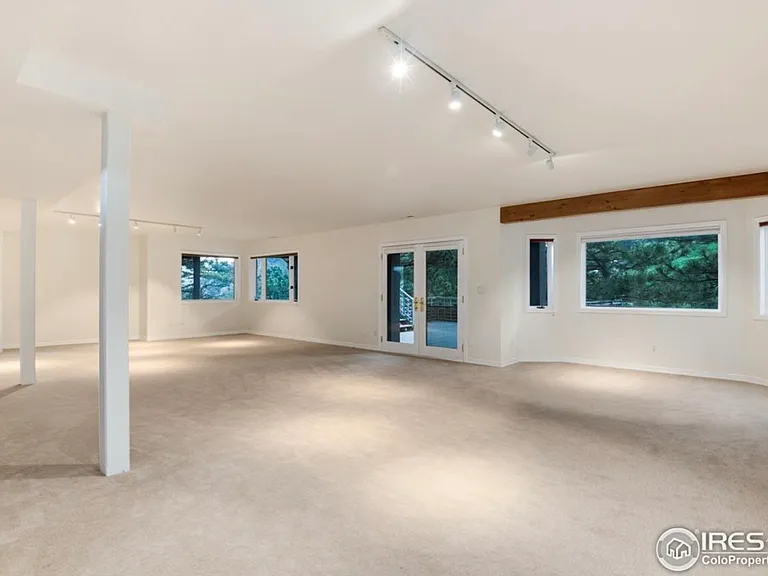 142 Meadowlook Way — Photo 9