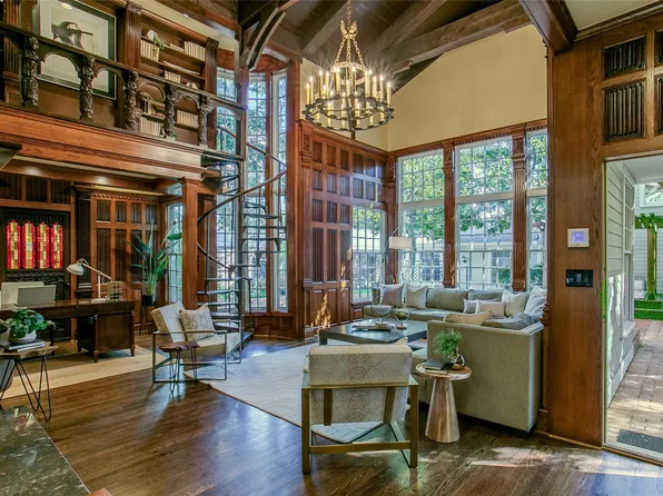 2916 Sale St, Dallas, TX 75219