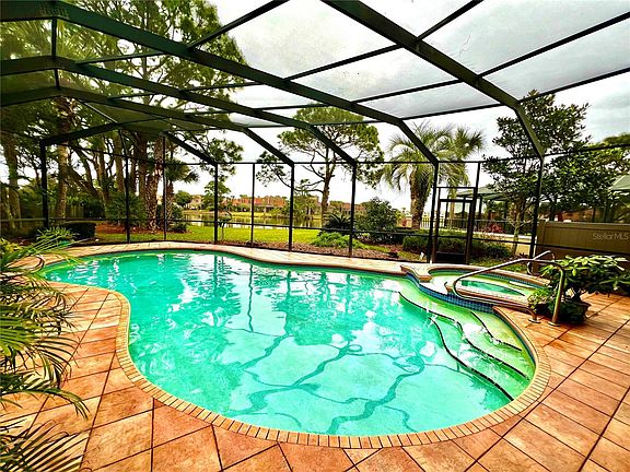 3rd image of 8 Laguna Ct