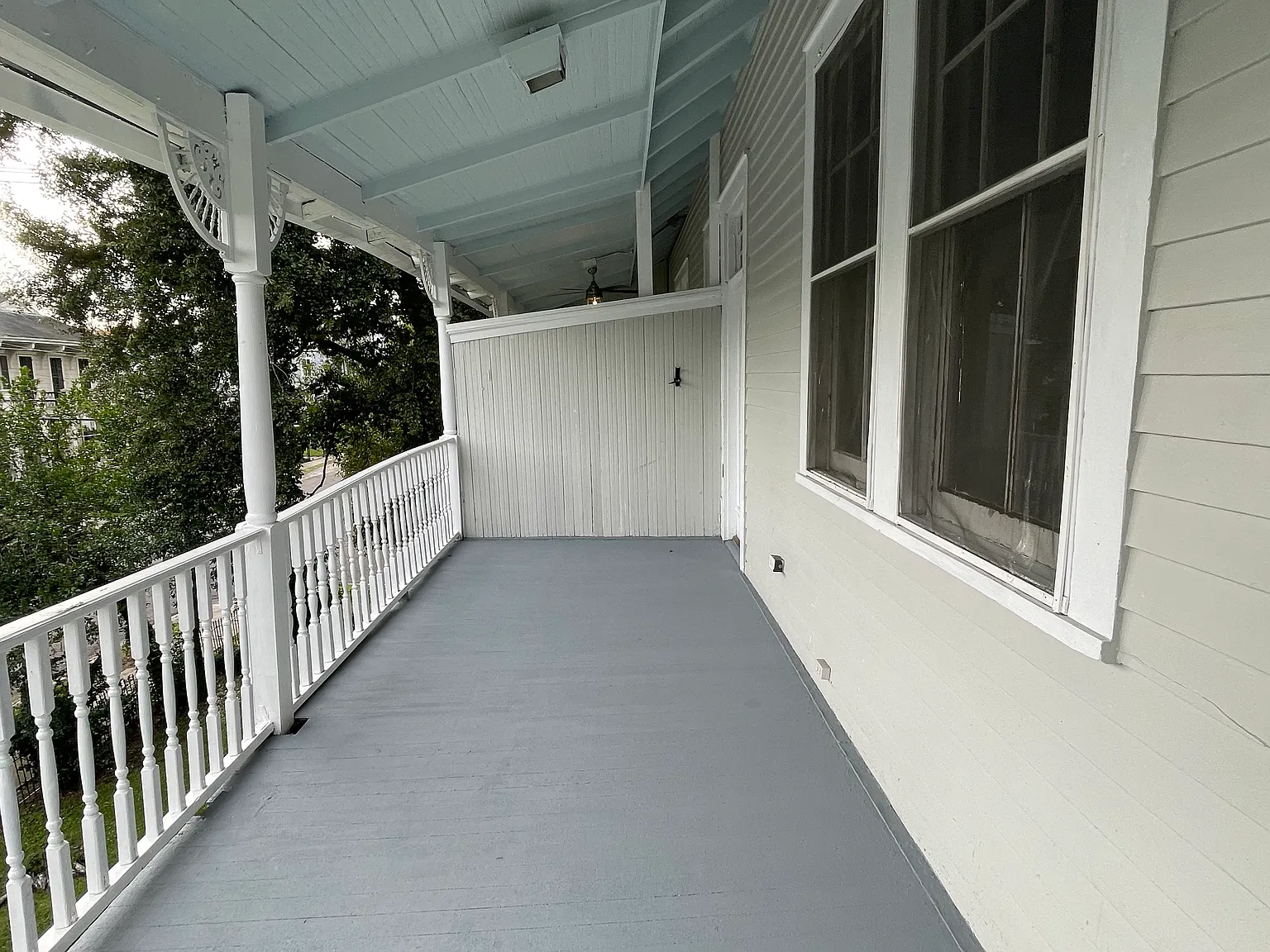 3 bed, 2000 sqft, $1,950 — Photo 1