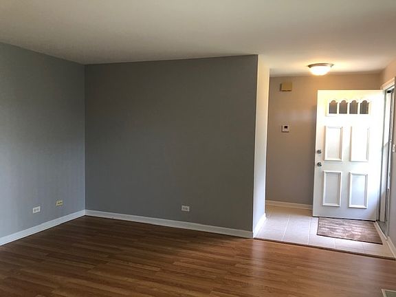 3rd image of 1302 Forestdale Ct #1302