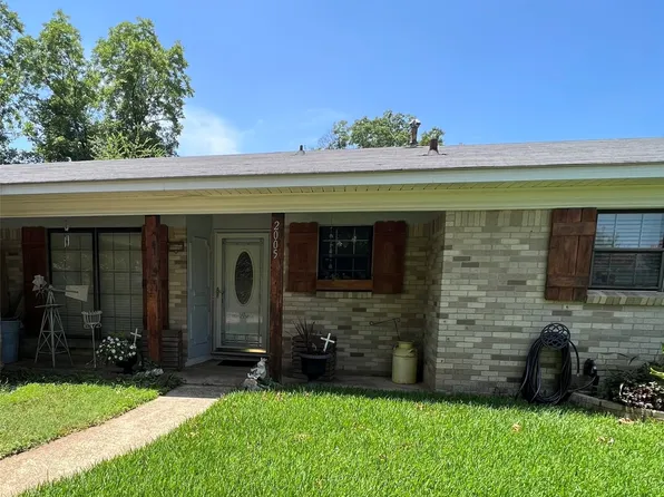 2005 Shady Grove Dr, Bossier City, LA 71112