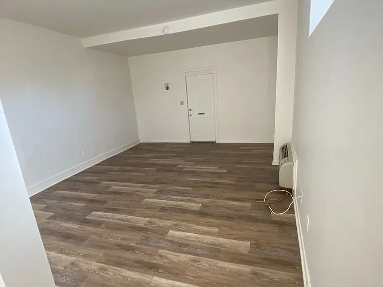 601 Manor St #603 — Photo 2