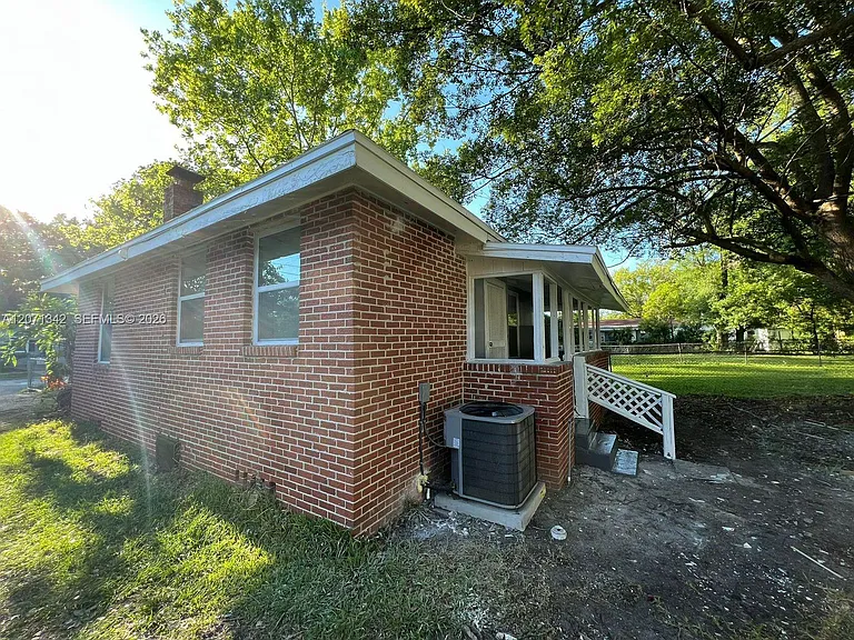 5703 Avenue B — Photo 15