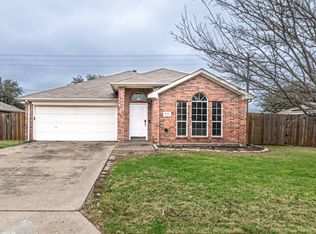 509 Clairmont St, Farmersville, TX 75442