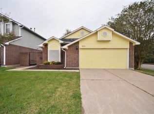 8121 Aspen St, Texas City, TX 77591