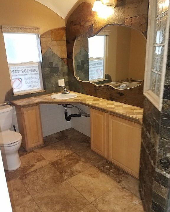 Interior bathroom