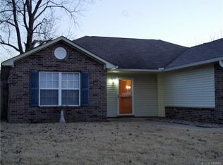 1113 W 21st St, Claremore, OK 74017