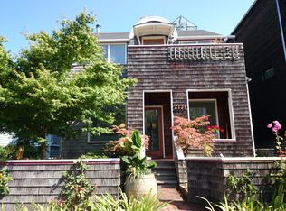 2134 N 63rd St, Seattle, WA 98103