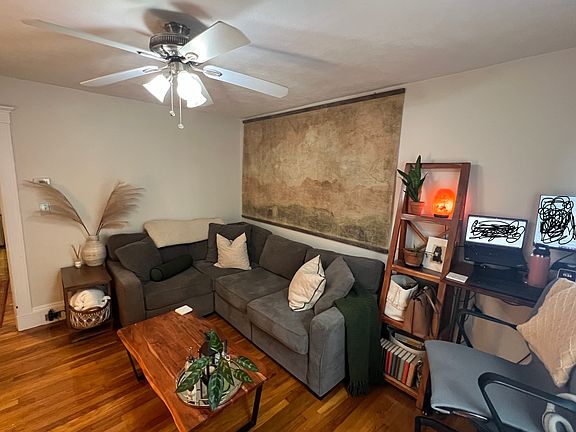 2nd image of 71 Davis Rd #71A