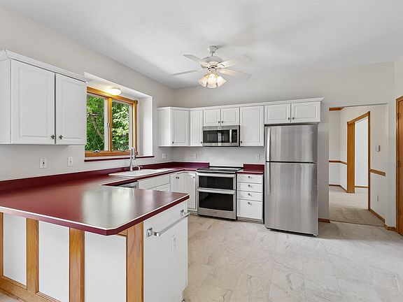 5th image of 6195 Brookview Dr