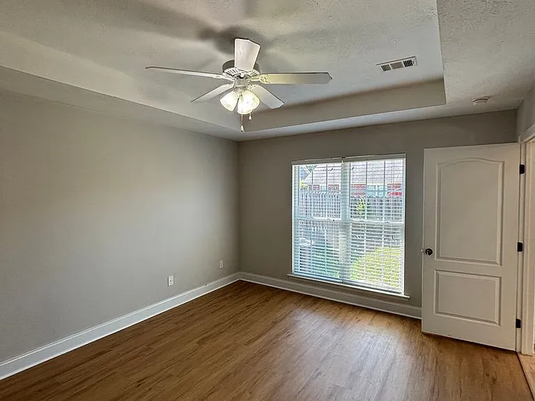 846 Bryan Cir — Photo 13