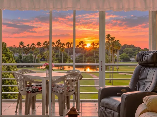 3871 Via Poinciana #407, Lake Worth, FL 33467