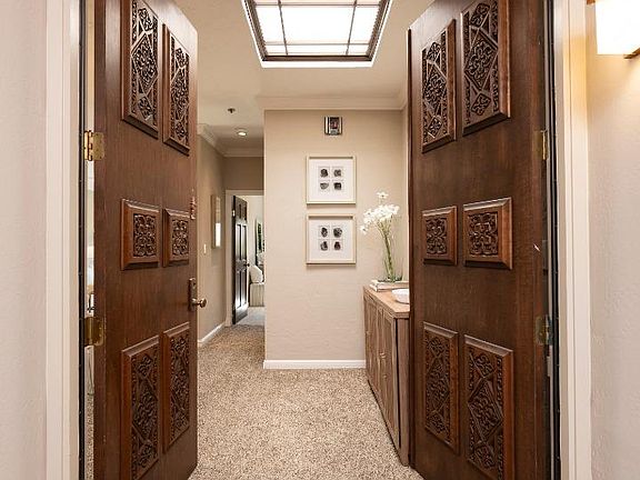 5th image of 1435 Bellevue Ave APT 305