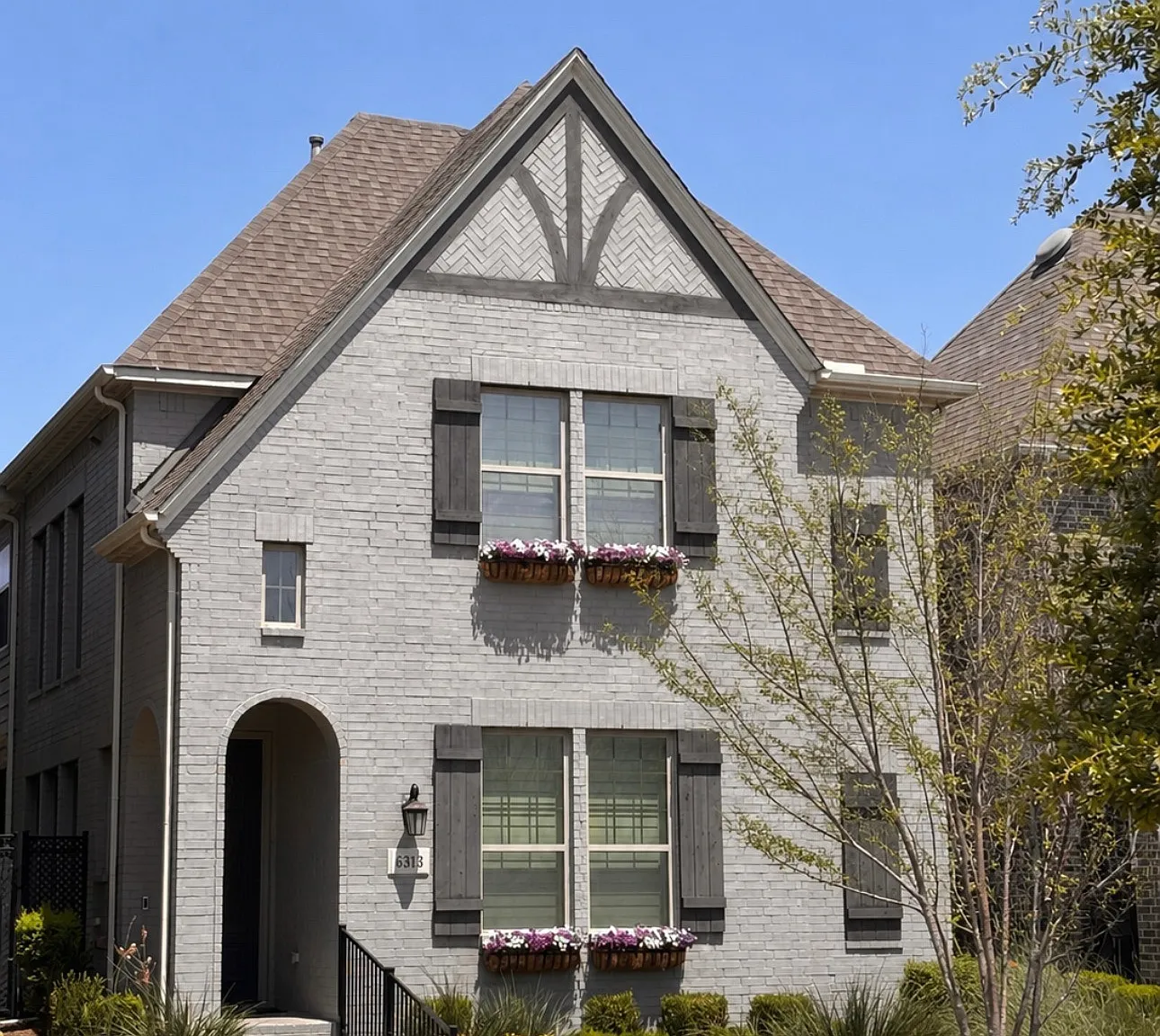 3 bed, 3.5 bath, 2620 sqft, $3,450 — Photo 1