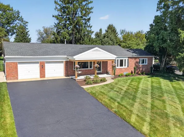 307 Hillcrest Rd, York, PA 17403