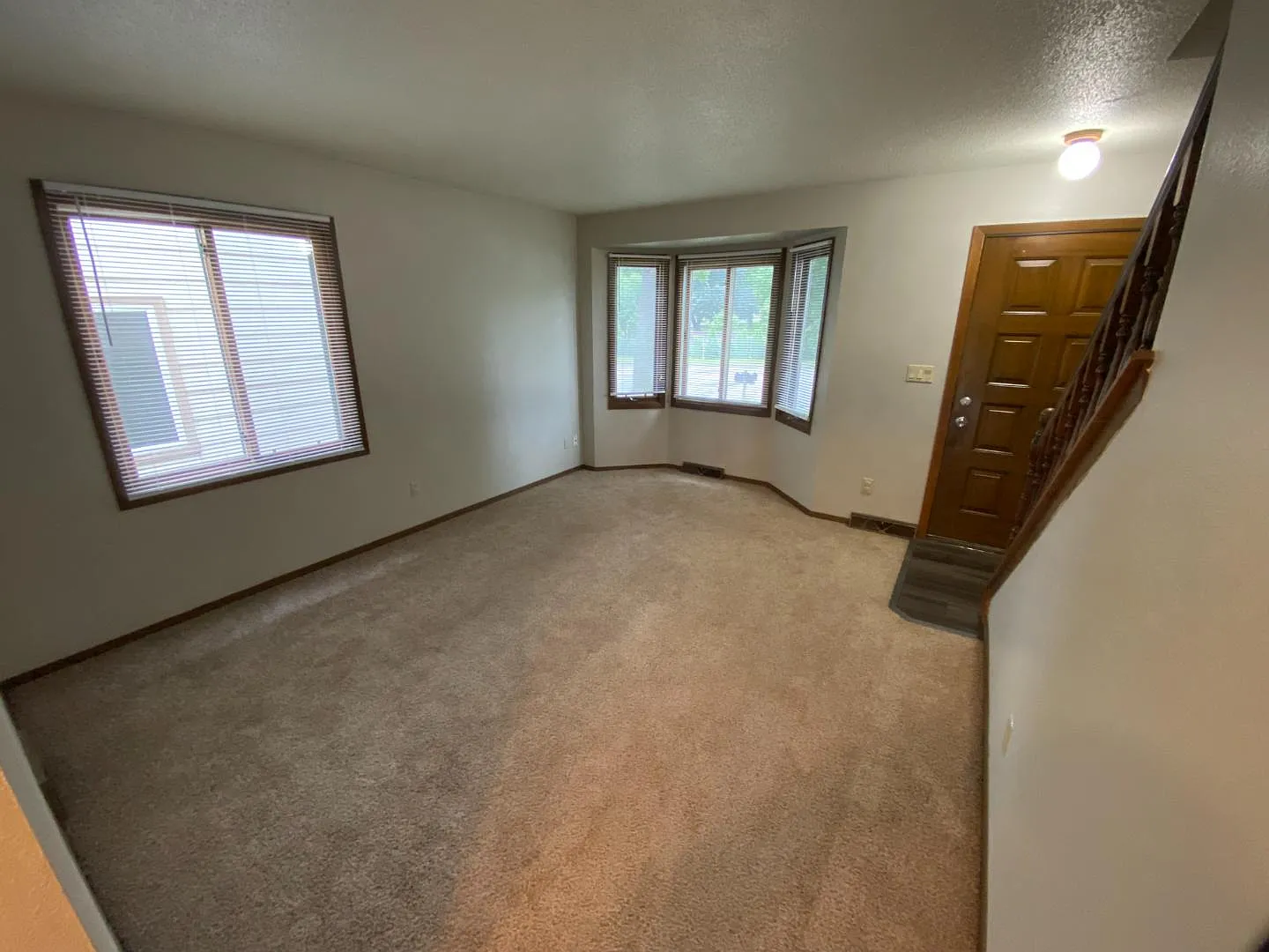 1914 S Cliff Ave - 1914 s cliff ave — Photo 4