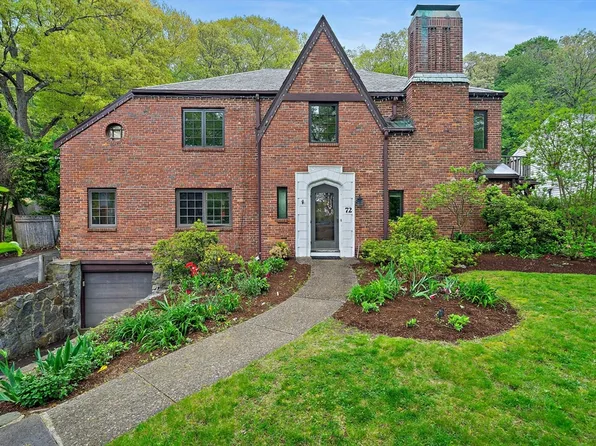 72 Beverly Rd, Brookline, MA 02467