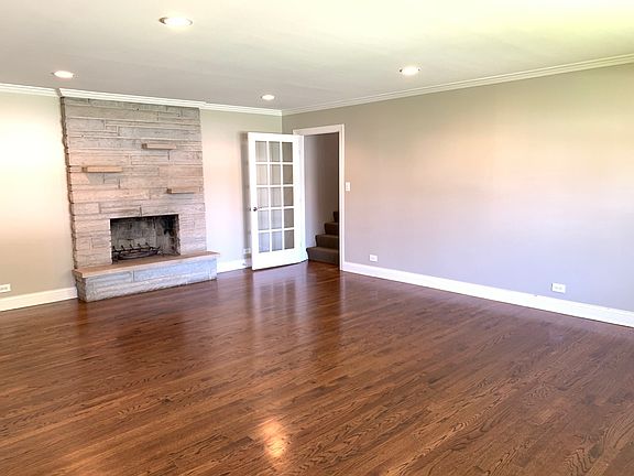 4th image of 11400 S Natoma Ave