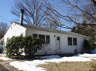 421 North Rd, Califon, NJ 07830