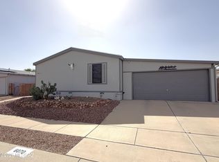 6070 E Thunder River Dr, Tucson, AZ 85756