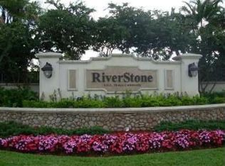 15298 SW 34th St, Davie, FL 33331