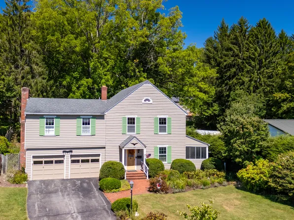 175 Church St, Lewisburg, WV 24901