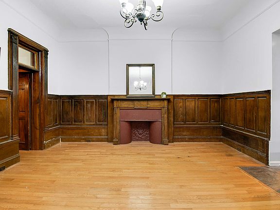 4th image of 310 W 98th St APT 1B