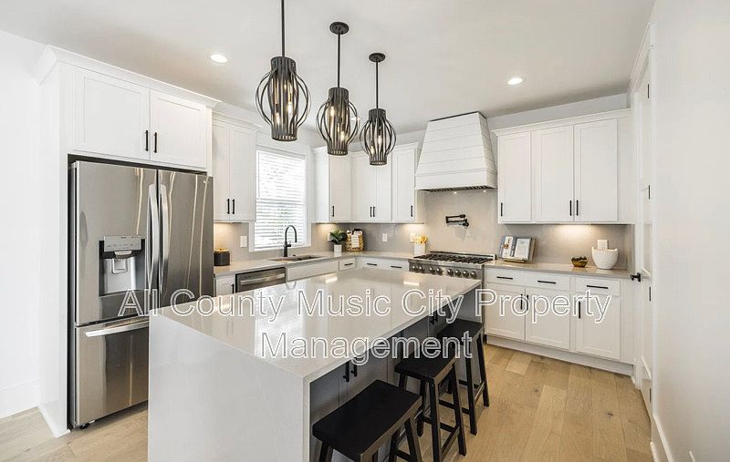 1st image of 507 Summit St