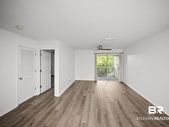 3rd image of 25957 Canal Rd #304