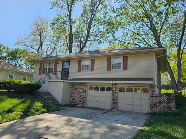 3018 S Downey Ave, Independence, MO 64055