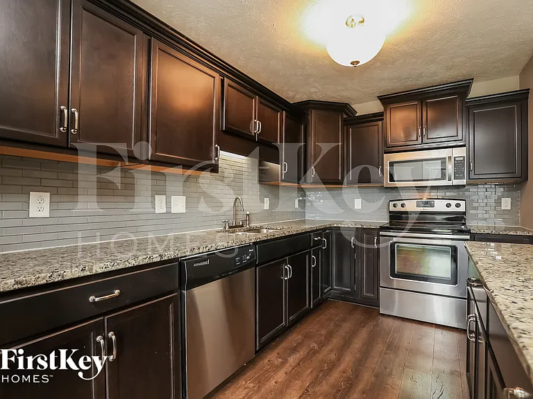 1280 Eagles View Dr — Photo 6