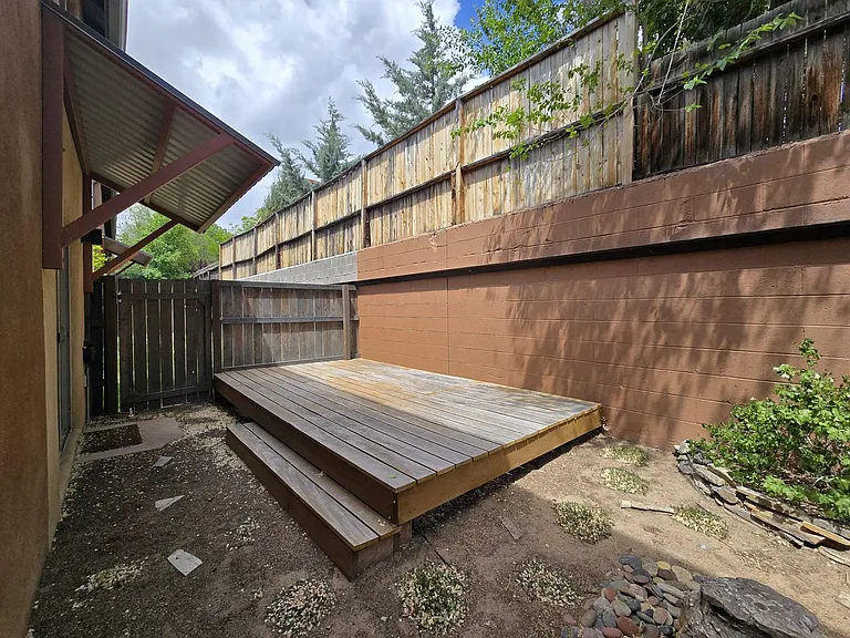 2180 W Alameda St #14 — Photo 28
