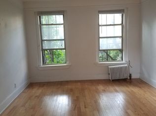 47 Perry St #2A, New York, NY 10014