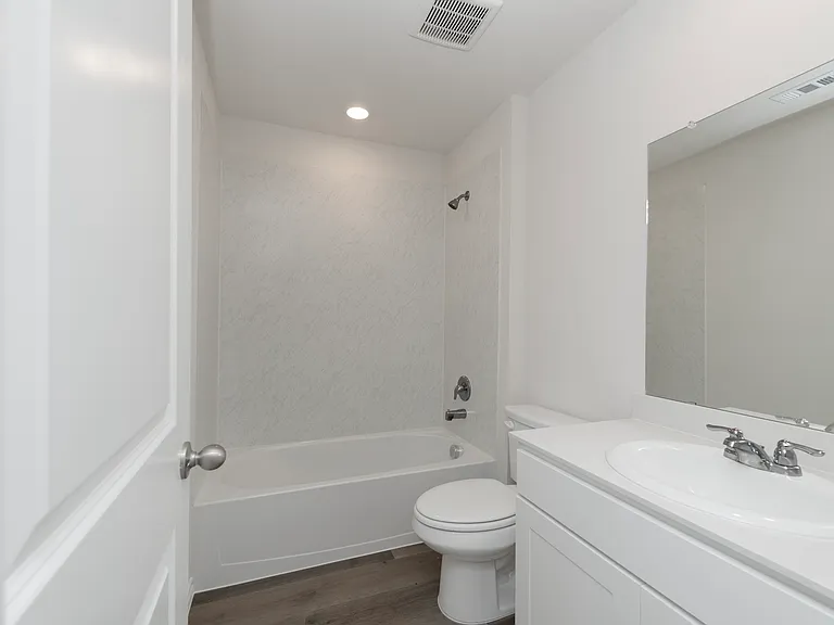 3917 Amethyst Dr — Photo 24